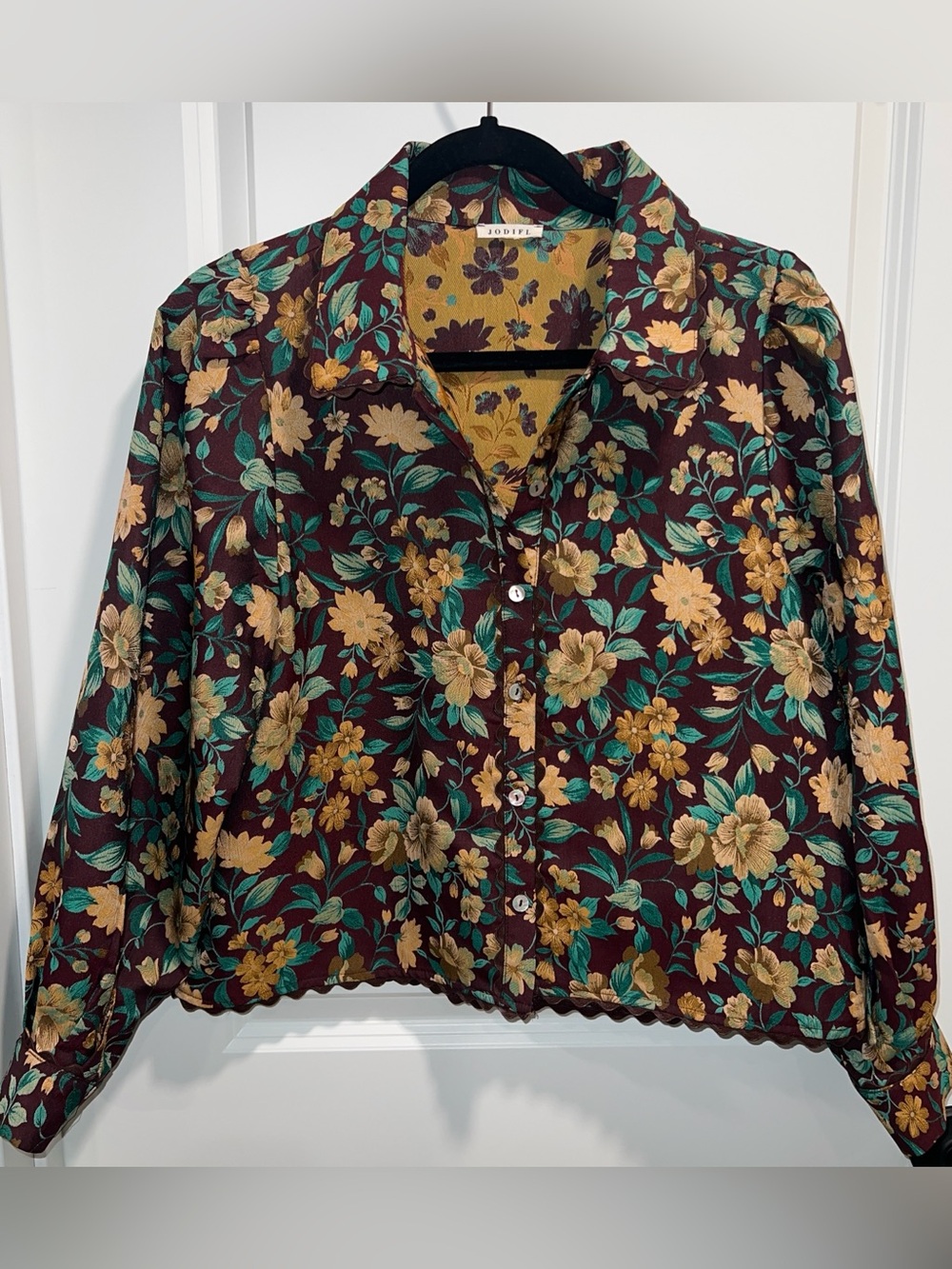 JODIFL Women’s Burgundy Floral Tapestry Button-Down Shirt Size S NWOT